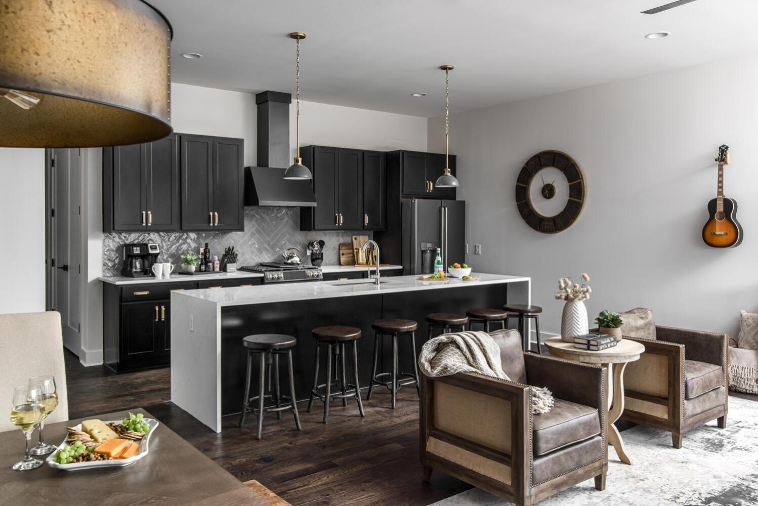 Edgehill Duo - 2 Townhomes - Mins Vanderbilt Nashville