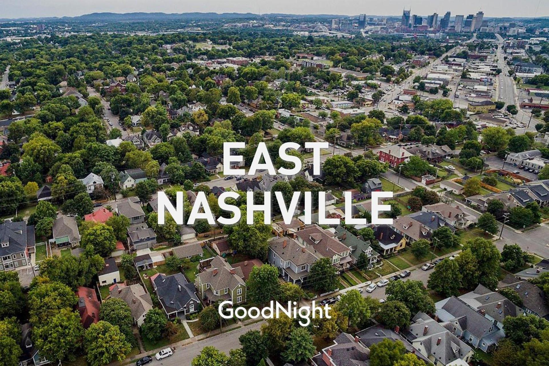 Edgehill Duo - 2 Townhomes - Mins Vanderbilt Holiday home